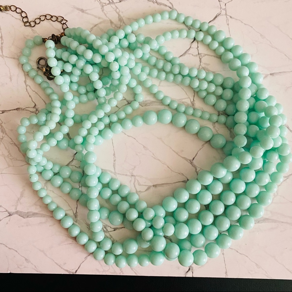 Turquoise jewelry beads necklace